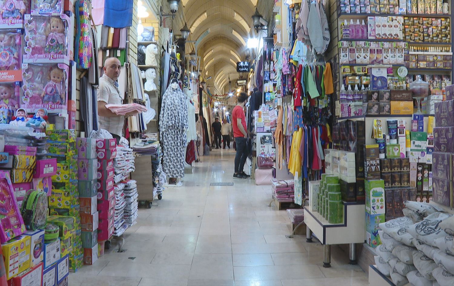 دووکاندارێک لە بازاڕی قەیسەریی هەولێر: 20 ساڵە هێندەی ئێستا بازاڕمان خراپ نەبووە