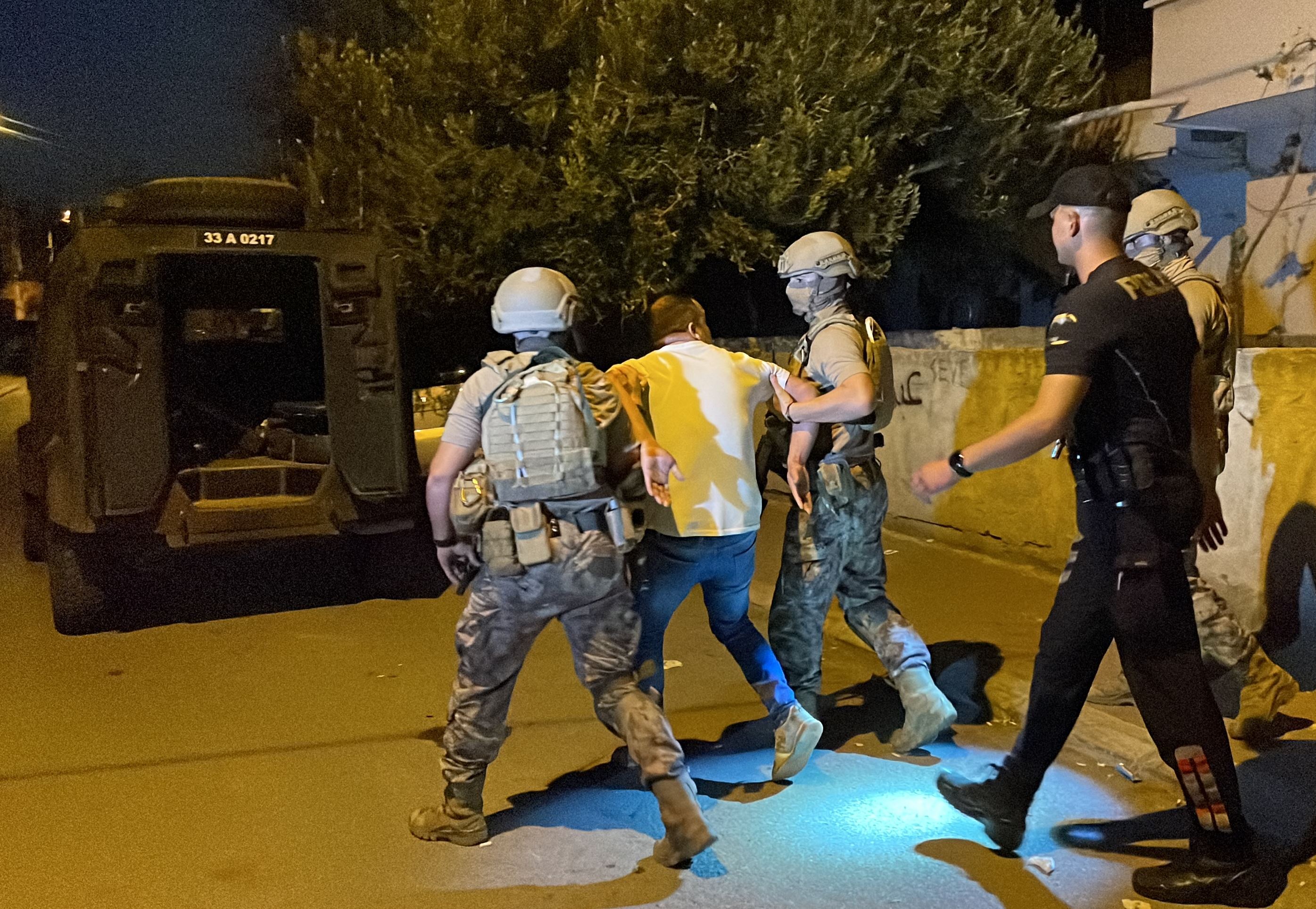 دەستگیرکردنی کەسێک لە پارێزگای مێرسین بە تۆمەتی هاوکاریکردنی پەکەکە، وێنە: AA