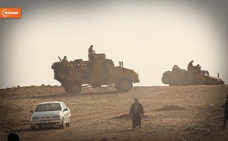 Kobani sınırından yeni görüntüler...