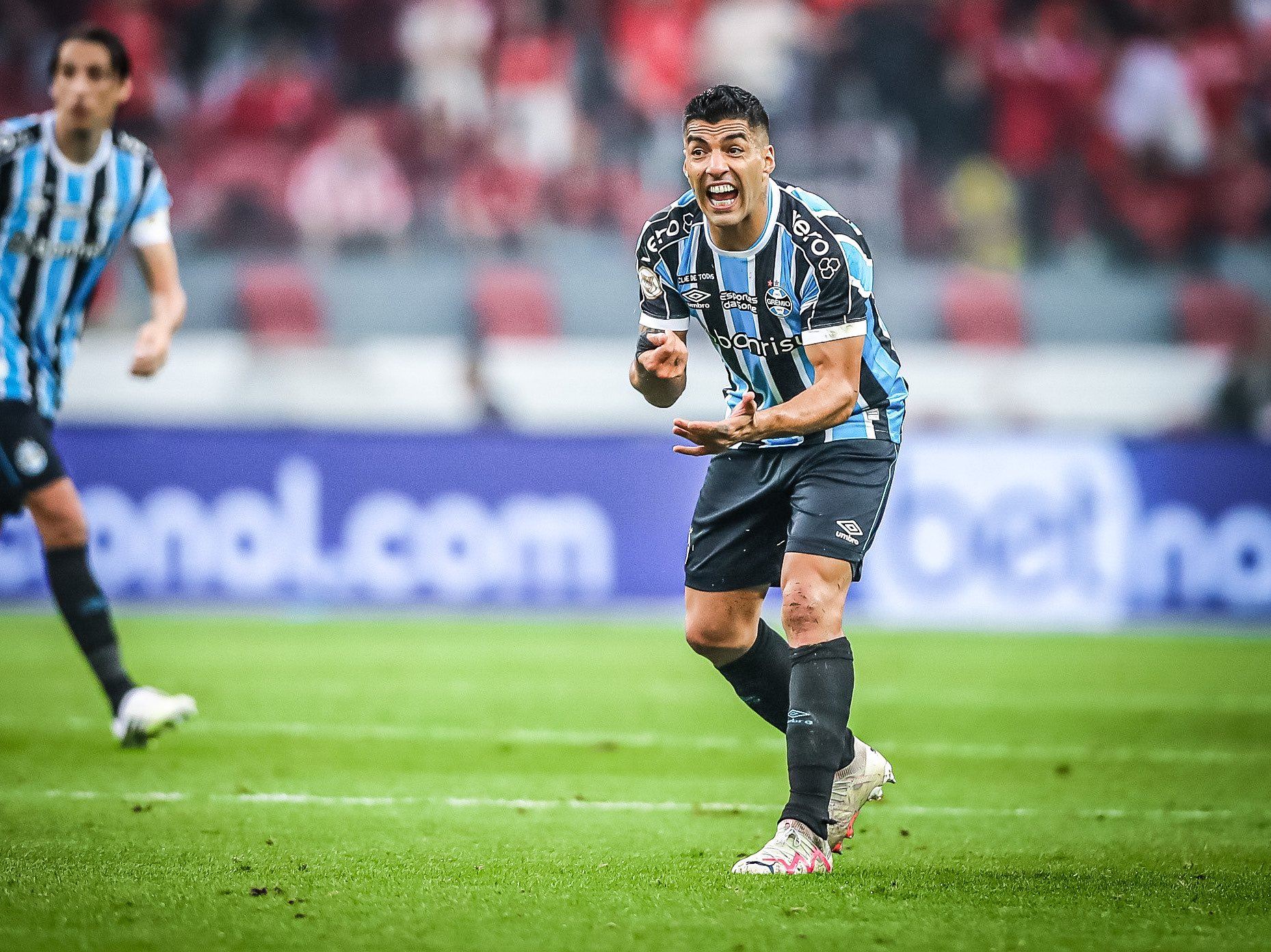 لویس سوارێز