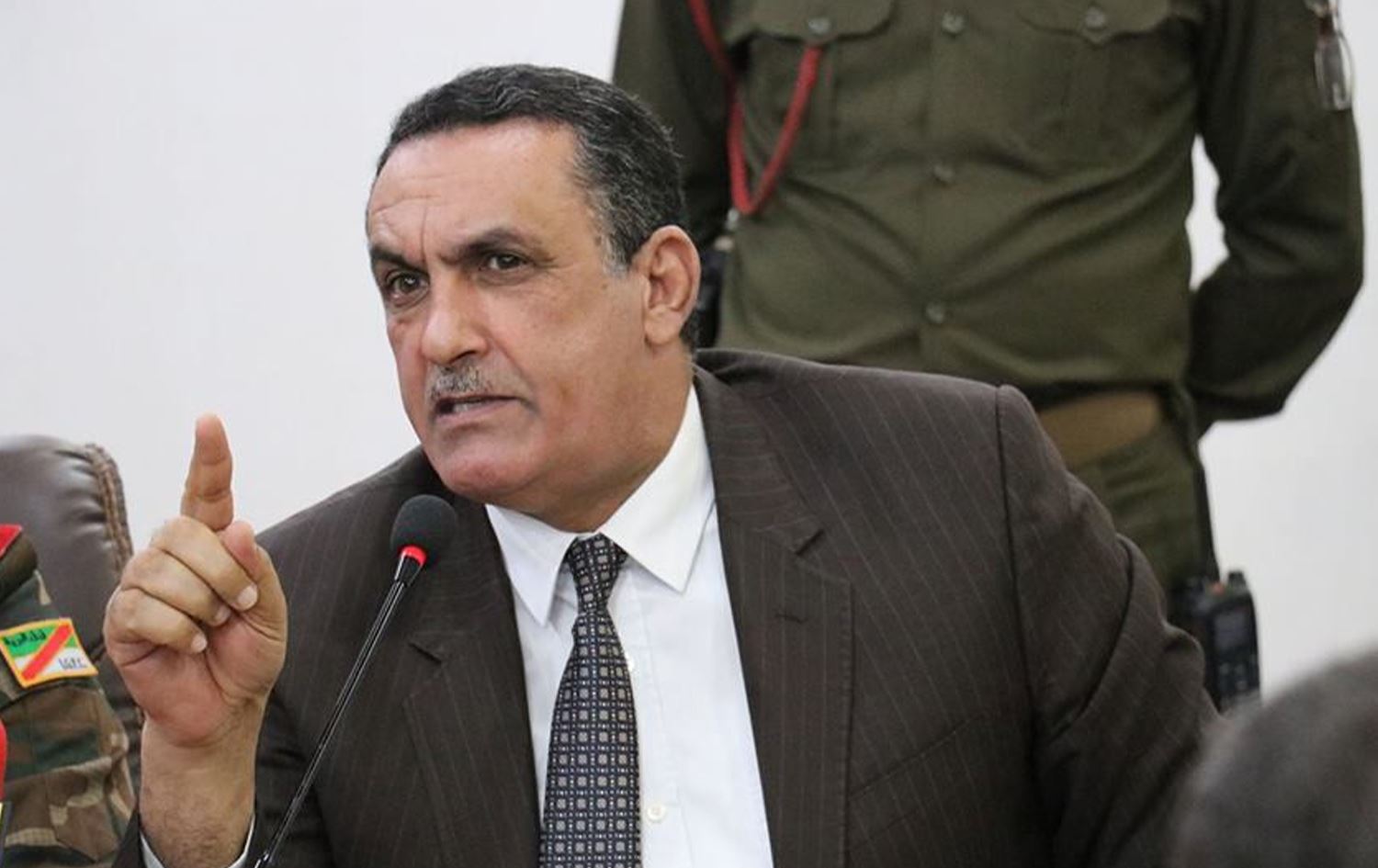 الوزير استثناهم ومحافظ كركوك يرفض.. حراس المدارس يحتجون على شمولهم بقرعة التعيينات