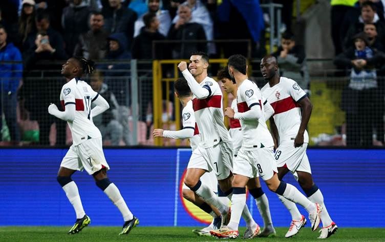 Cristiano Ronaldo, Bosna Hersek karşısında da maça damga vurdu.