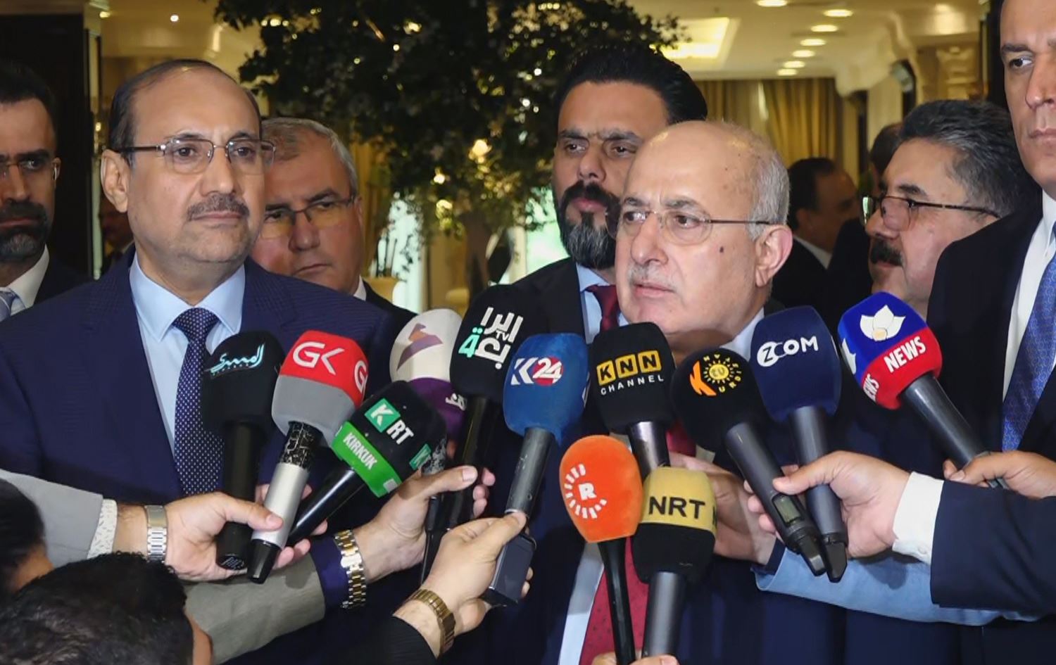 ئاوات شێخ جەناب لە بەغداوە قسە بۆ رۆژنامەڤانان دەکات