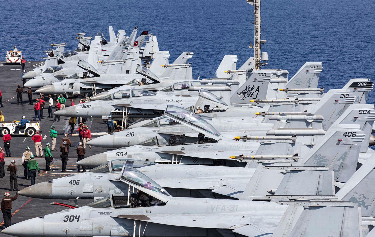 ABD'nin uçak gemisi USS Gerald R. Ford (CVN) 78, İsrail yakınlarına konuşlandıç / AFP