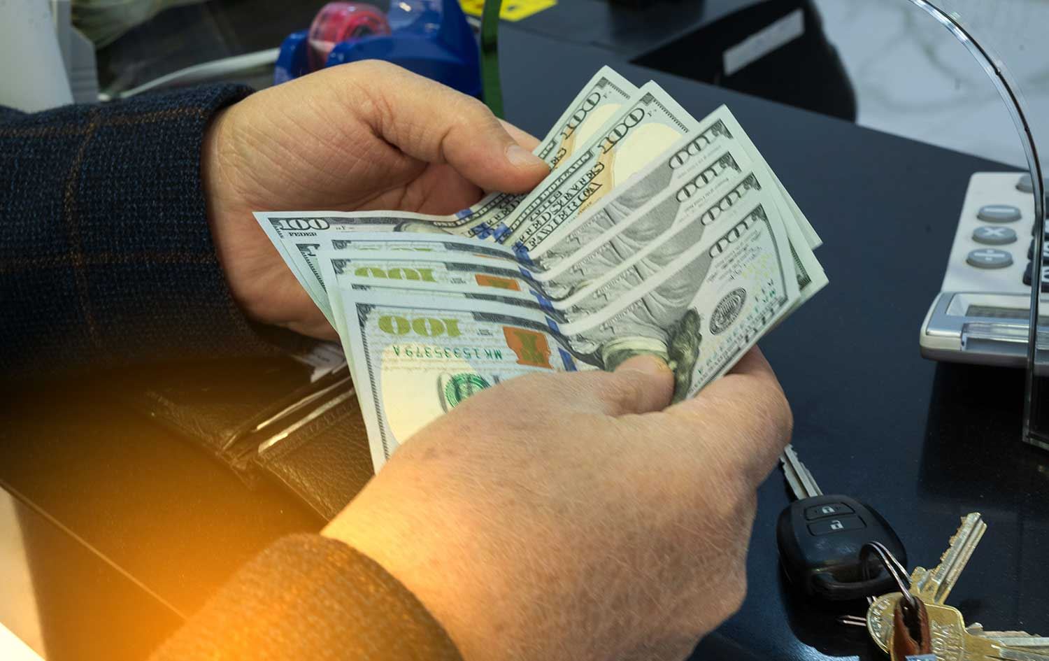 بازاڕێکی ئاڵوگۆڕی دراو لە هەولێر، وێنە : بڵند تاهیر - رووداو