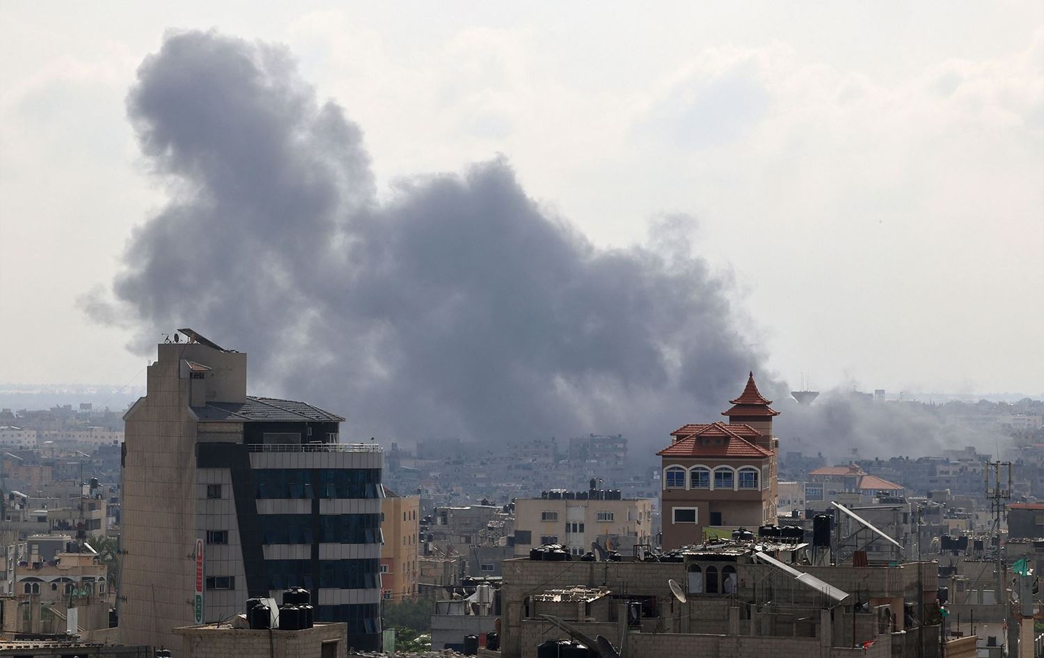 İsrail'in Gazze'ye bombardımanı Foto: SAID KHATIB / AFP 