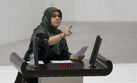 Parlamentera berê ya HDPyê ya Stenbolê Huda Kaya