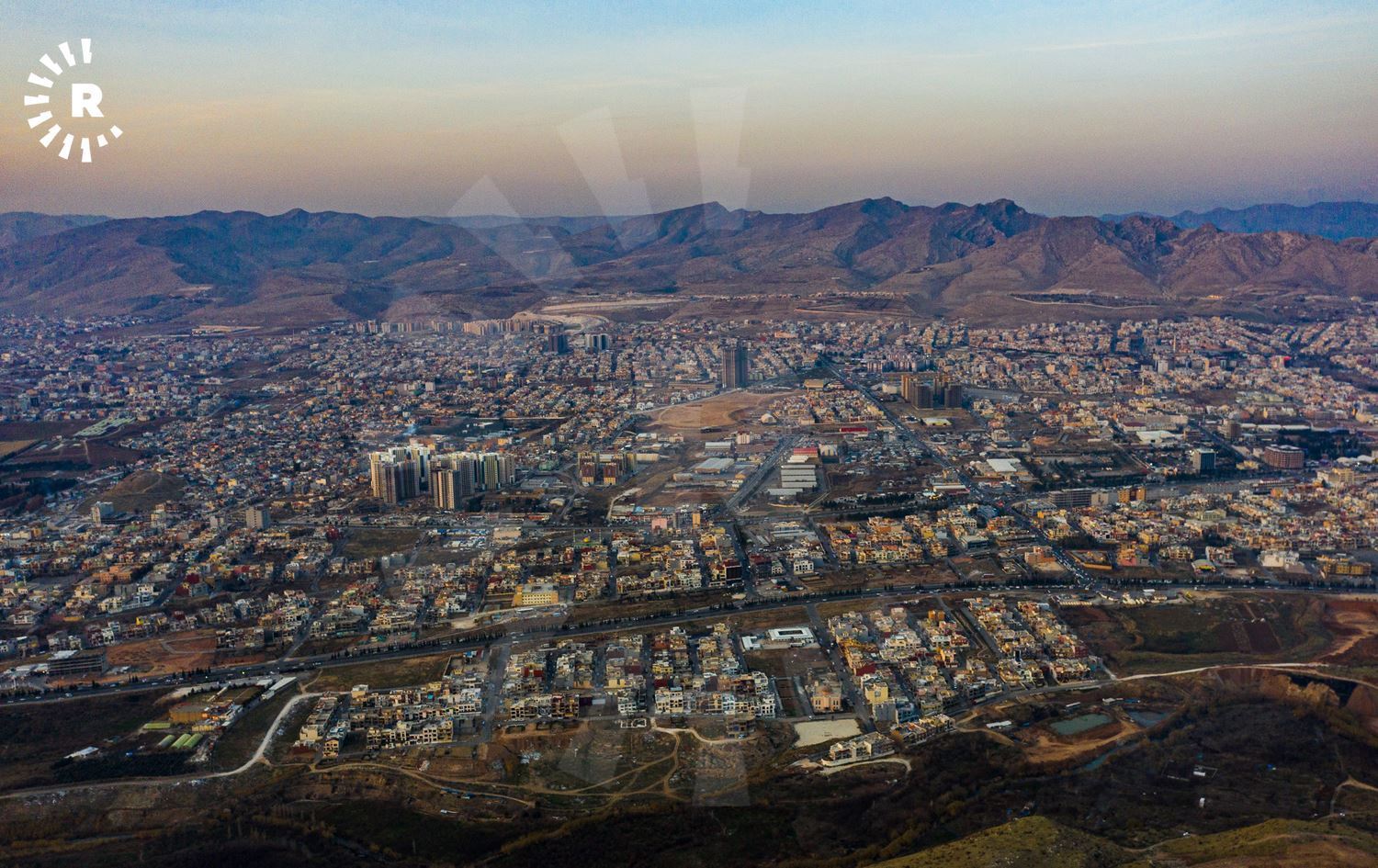بە ئامادەبوونی مەسرور بارزانی بەردی بناخەی یەکەم سەنتەری نەخۆشیی شێرپەنجە لە دهۆک دادەنرێت