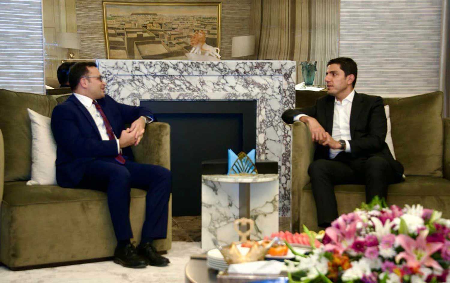 Derbaz Kosret Resûl û Mehmet Mevlut Yakut / Wêne: Ofîsa Pêwendiyan a YNKyê