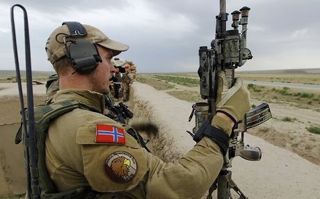 Norwec 120 pisporên xwe yên leşkerî dişîne Hewlêr û Bexdayê