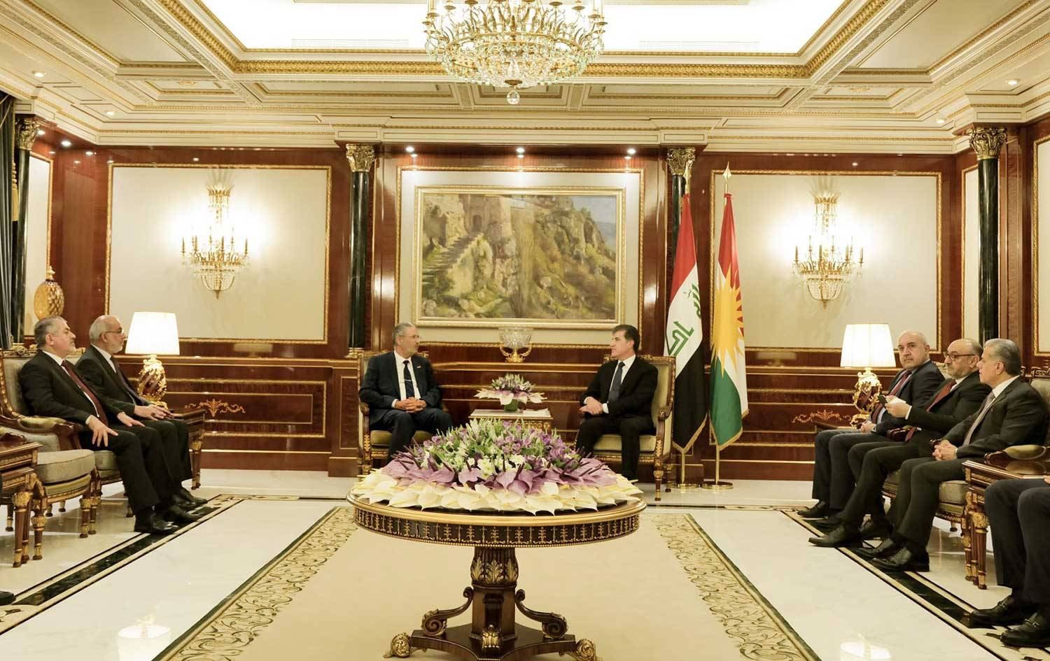 دیمەنی کۆبوونەوەکە