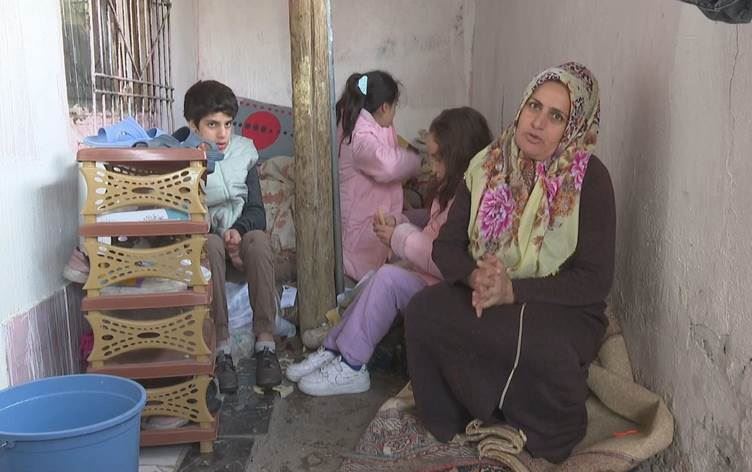 Xerîbşa Özdemir ve çocukları / Rûdaw