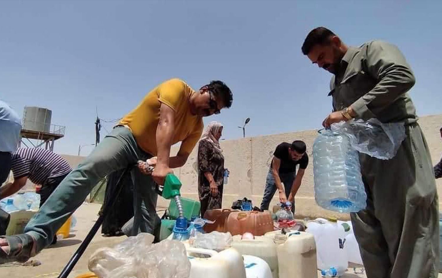 أهالي كركوك يتسلمون 75% من حصتهم من النفط الأبيض