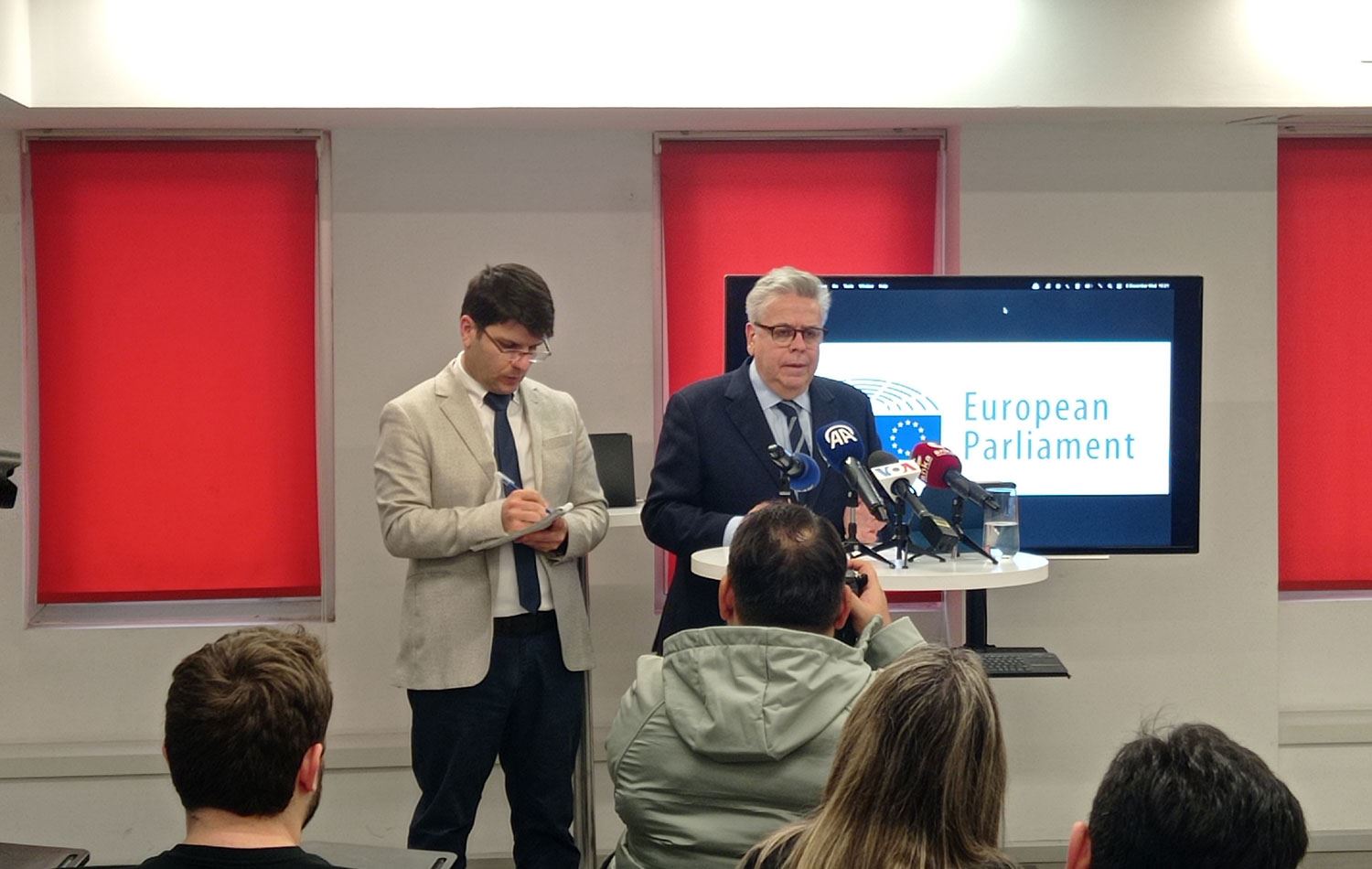 AP Türkiye Daimi Raportörü Nacho Sanchez Amor İstanbul'da basın toplantısı düzenledi / ANKA