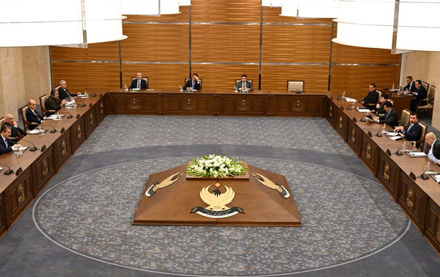 دیمەنێکی کۆبوونەوەکەی ئەنجوومەنی وەزیران