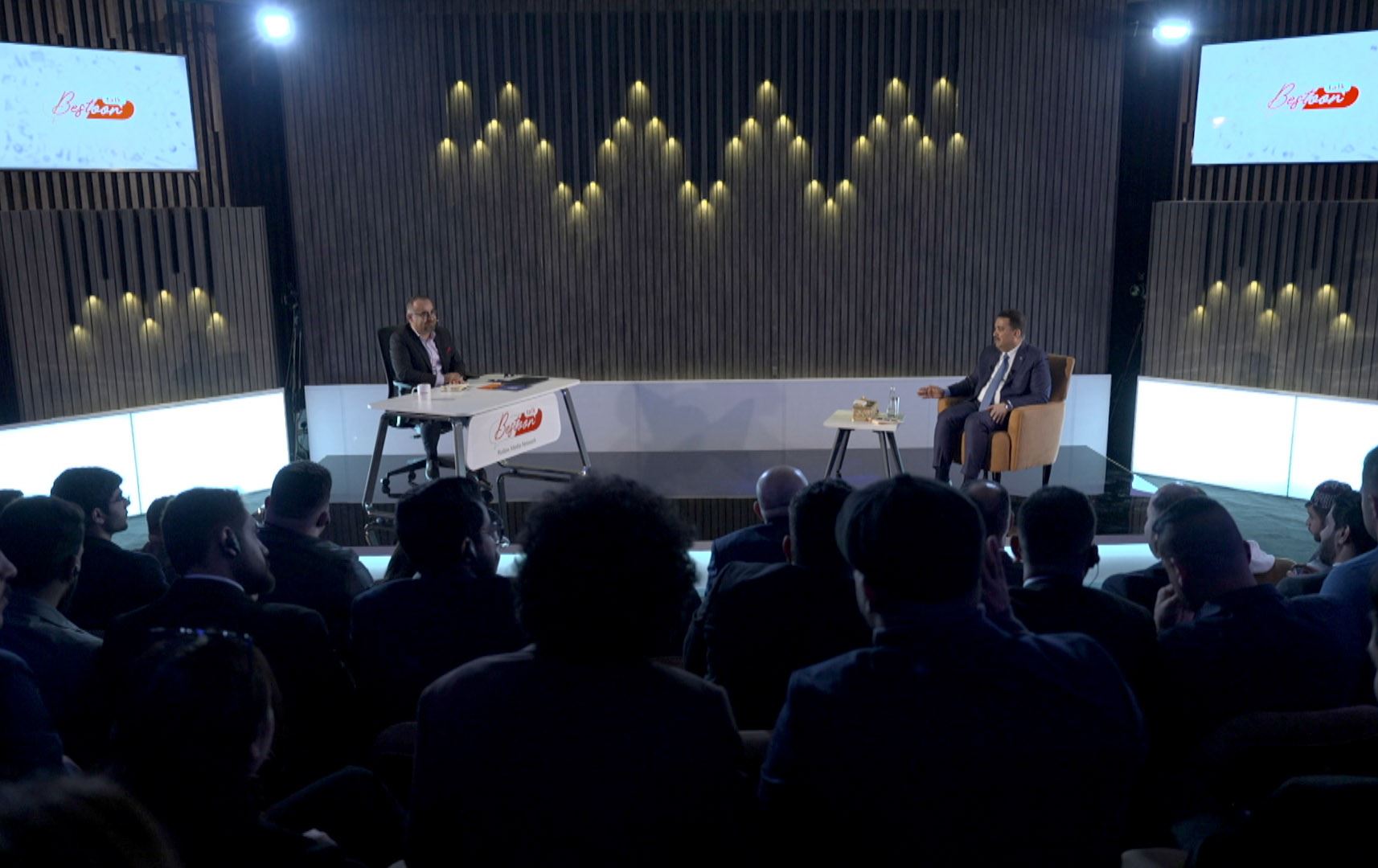 گفتوگۆ لەگەڵ سەرۆکوەزیرانی عێراق لە بێستوون تۆک