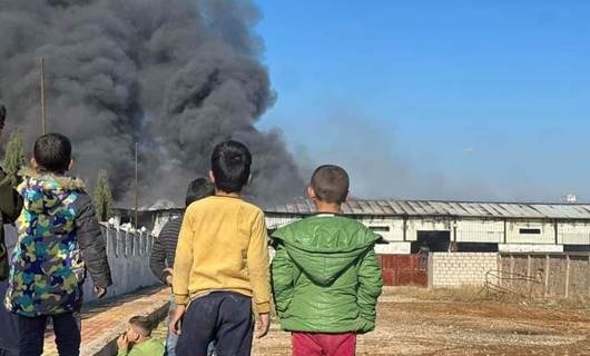 أطفال يشاهدون قصف موقع خدمي في محيط قامشلو 
