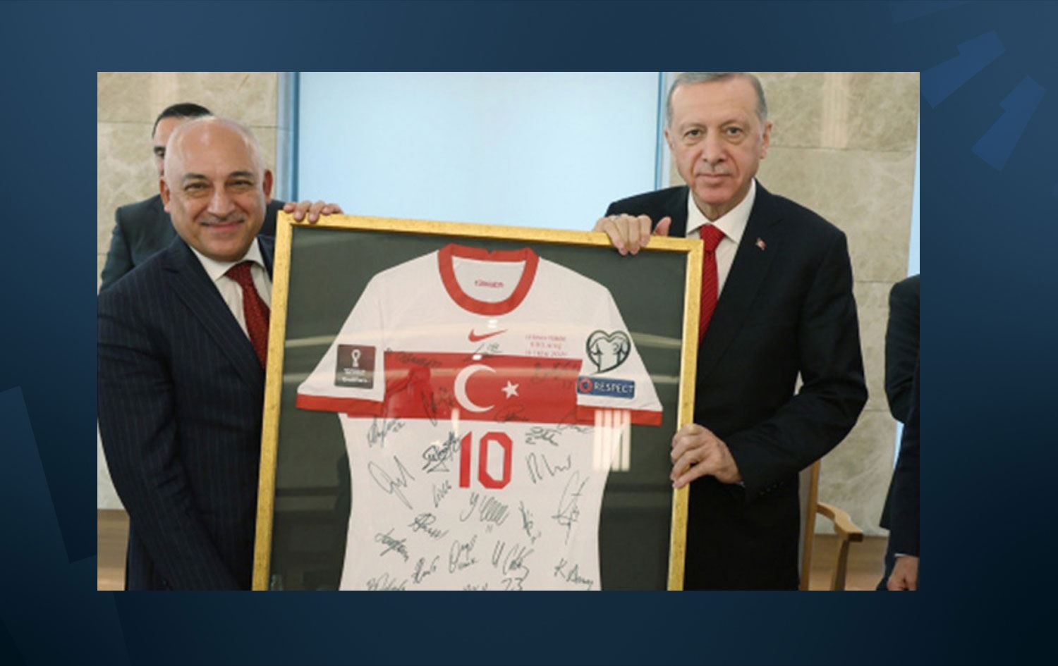 Türkiye Cumhurbaşkanı Recep Tayyip Erdoğan ve TFF Başkanı Mehmet Büyükekşi