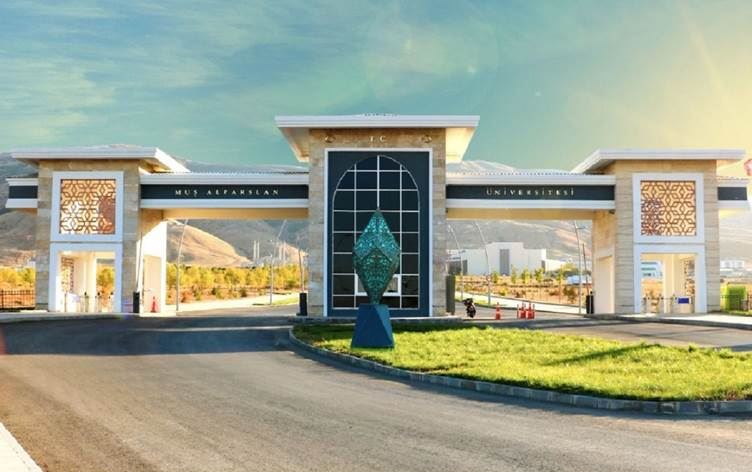 Muş’ta Kürtçe bölümünü bitiren öğretmen adayları staj yapamıyor