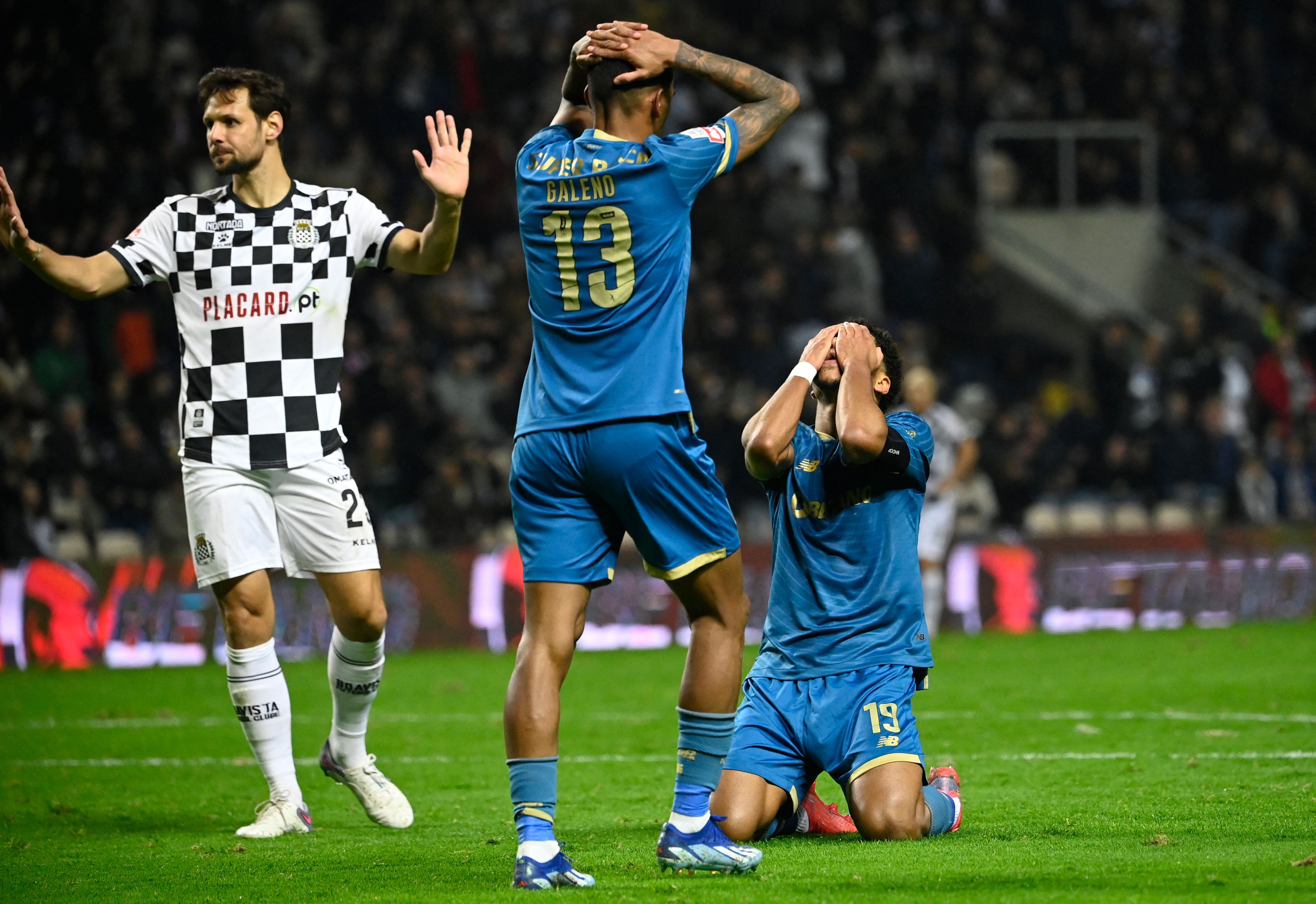 Photo by MIGUEL RIOPA / AFP