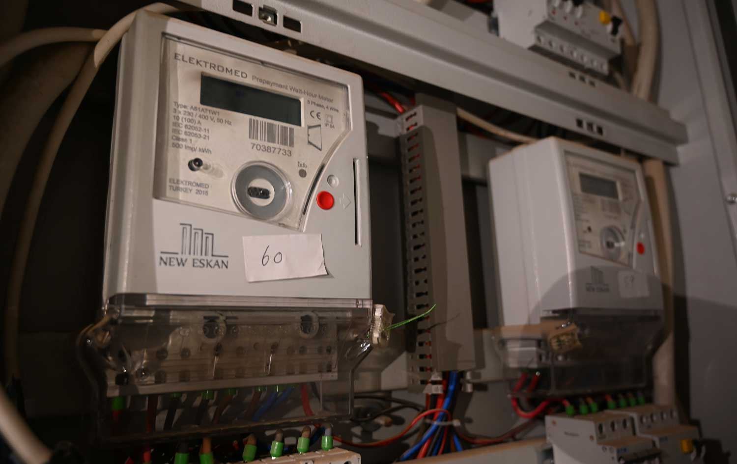 لە دهۆک کارکردن لە فراوانکردنی سیستمی کارەبایی پریپەید راگیرا