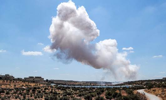 Dronên Tirkiyê gundê Qirt Wêranê yê Minbicê bombebaran kir / Wêne: Arşîv / AFP
