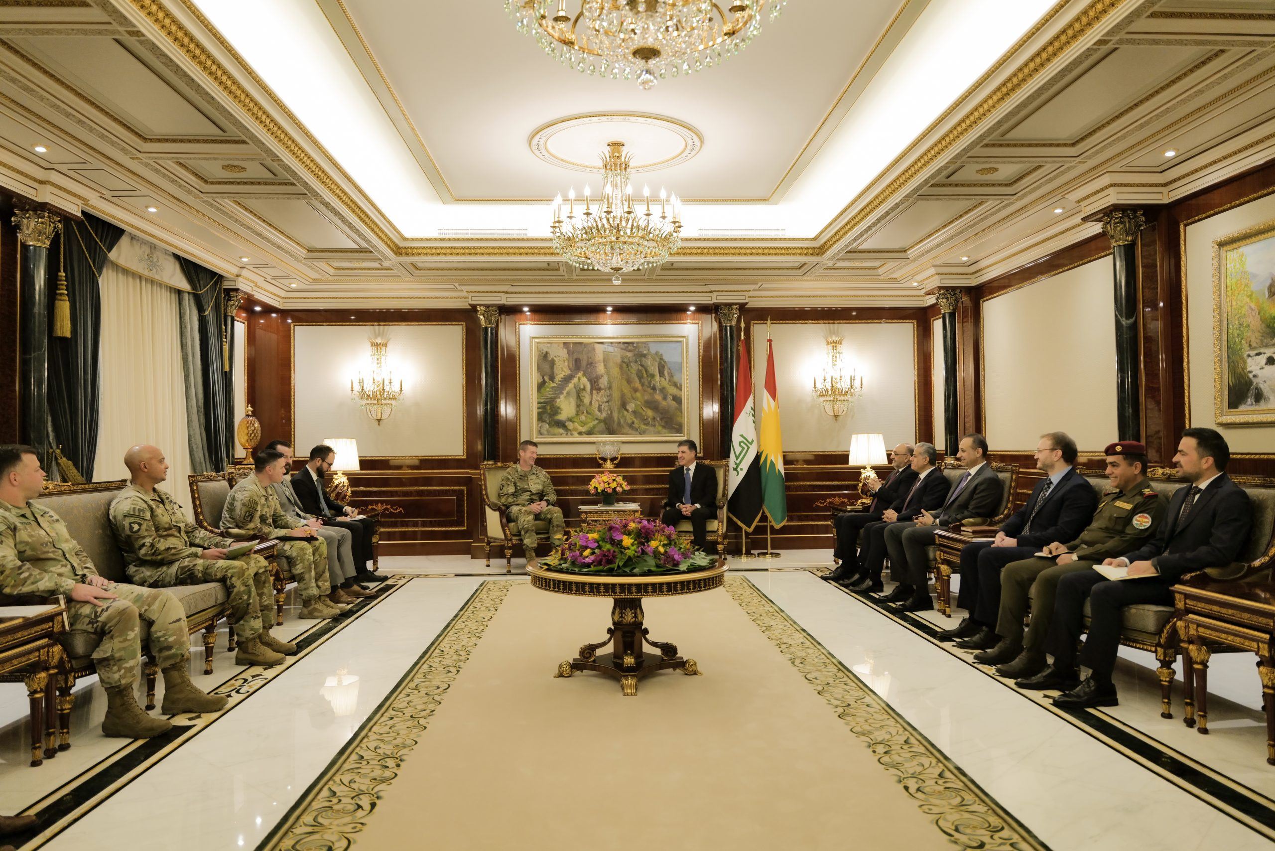 Nêçîrvan Barzanî û Fermandar Joel B. Vowell / Wêne: Serokatiya Herêma Kurdistanê