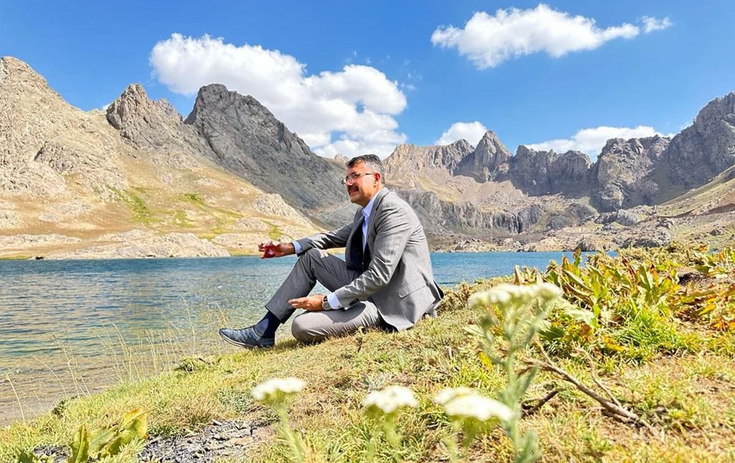 Foto: Hakkari Valisi Ali Çelik'in X hesabı