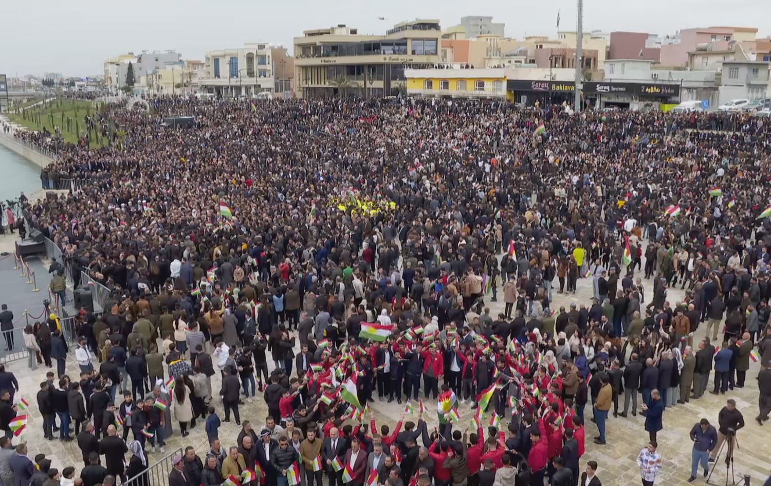 لە زاخۆ گردبوونەوەی فراوانی هاونیشتمانییان دژی هێرشەکەی ئێران بەڕێوەچوو