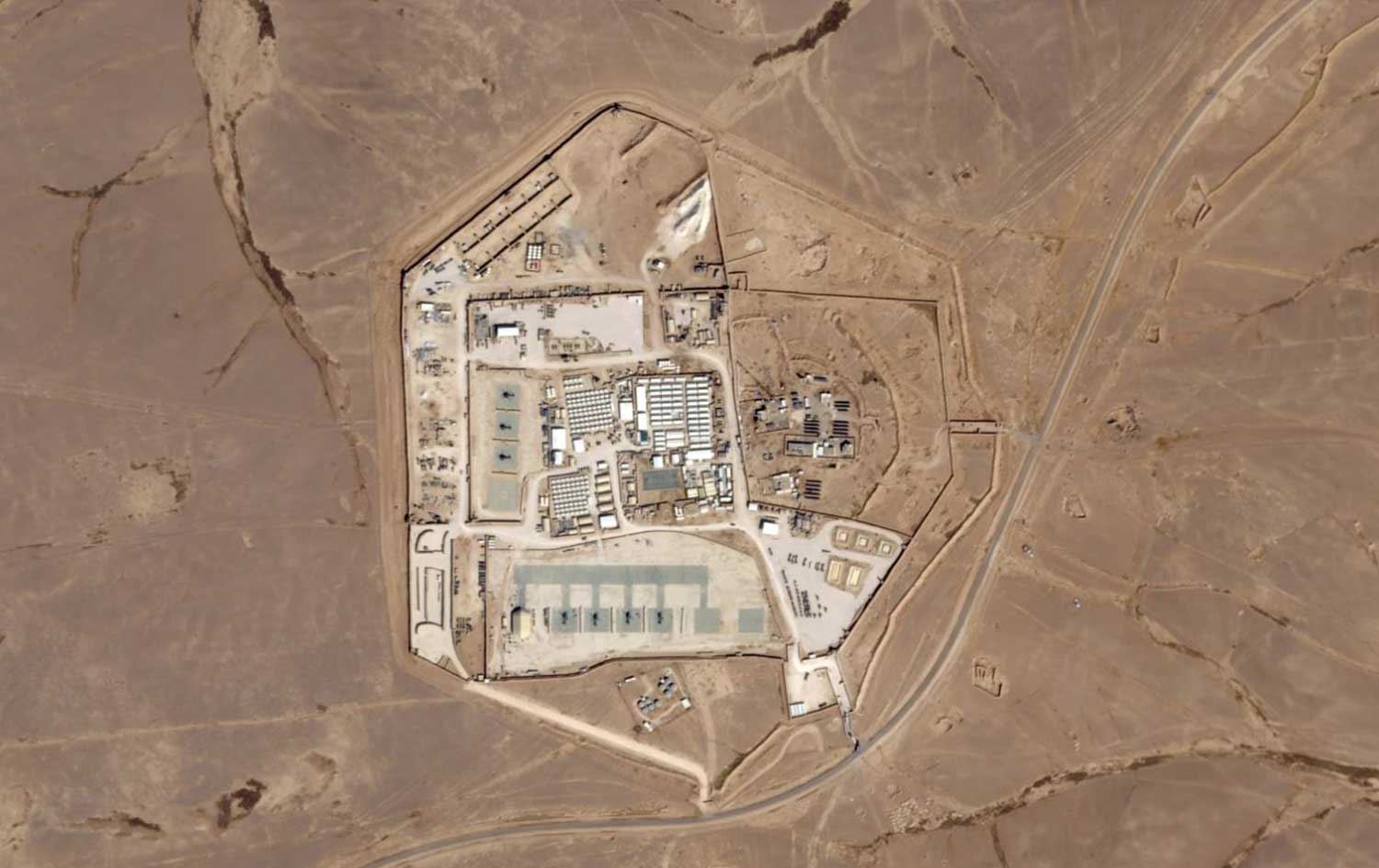 چەند بەرپرسێک: گرووپێکی عێراقی هێرشەکەی سەر بنکە سەربازییەکەی ئەمریکای لە ئوردن ئەنجام داوە