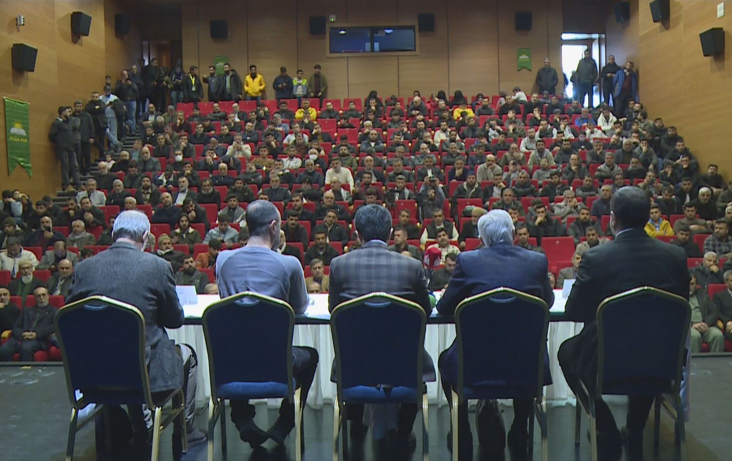 HUDA PAR alîgirên xwe ji bo hilbijartina dersa Kurdî teşwîq dike