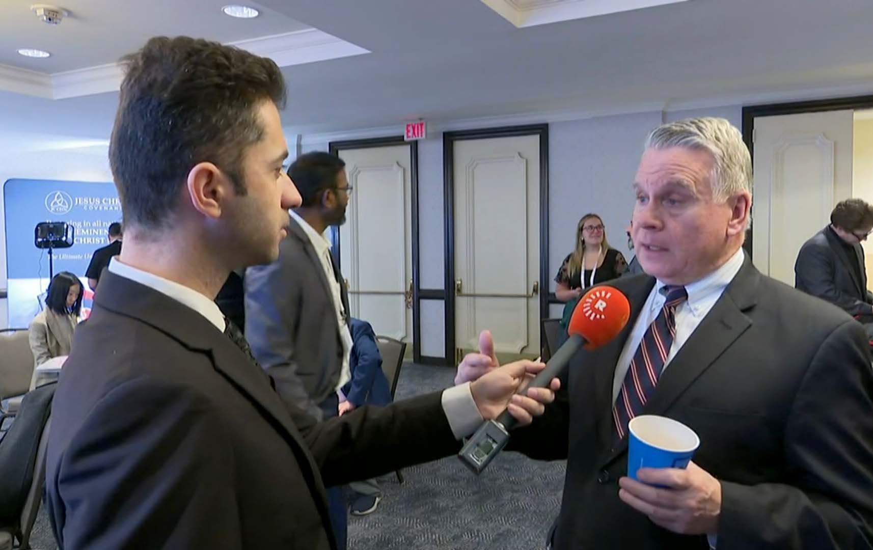 Diyar Kurde û Chris Smith / Wêne: Rûdaw