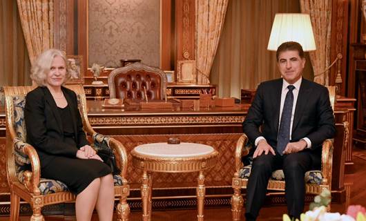 رئيس اقليم كوردستان نيجيرفان بارزاني والسفيرة الفنلندية في العراق آنو ساريلا