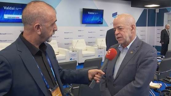 Rusya Şarkiyat Enstitüsü Başkanı Vitaliy Naumkin, Rûdaw muhabiri Kamiz Şeddadi'ye röportaj verdi