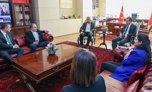 CHP Lideri Özgür Özel, EMEP Genel Başkanı Seyit Aslan ile görüştü