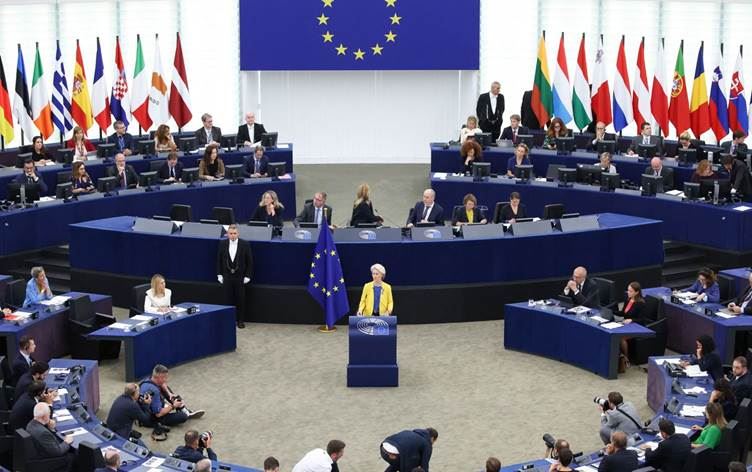 AB'den göçmenlerin geri kabulüne ilişkin Irak'a baskı 