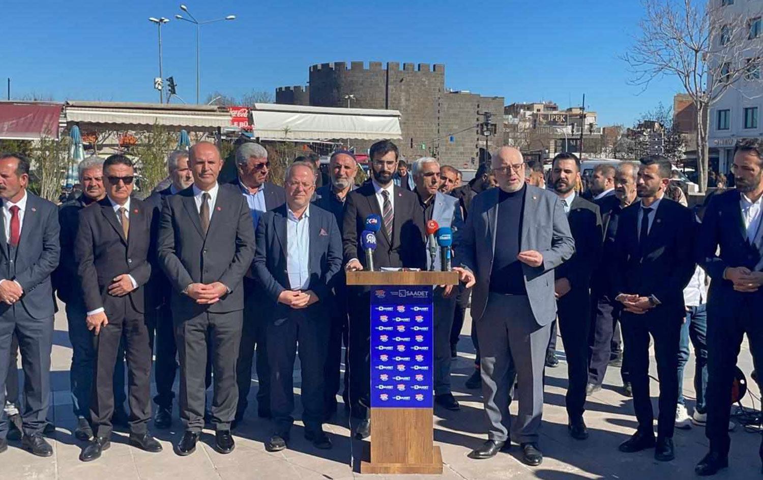 Saadet Partisi Diyarbakır Büyükşehir Belediye başkan adayı Av. Muhammed Sabır Fırat