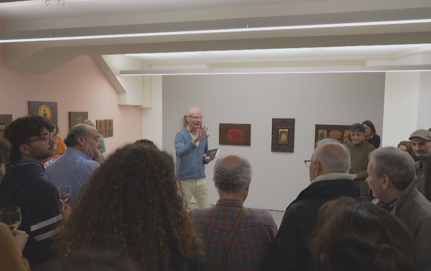 Li Zurihê pêşangeha şêwekar Dildar Felemez hat vekirin