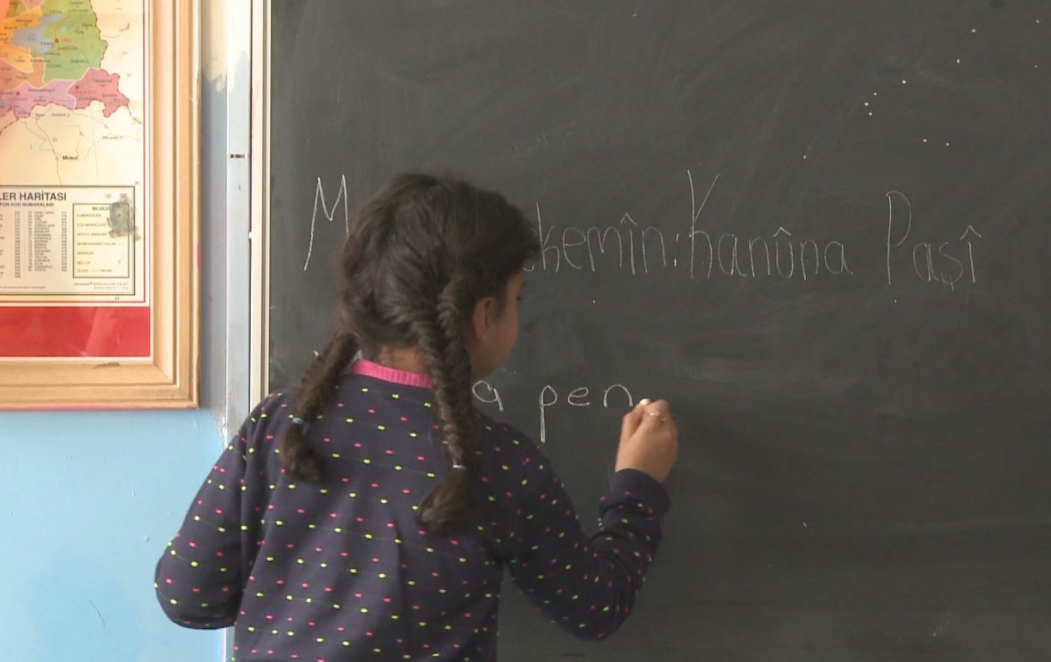 Enstîtuya Kurdî ya Stenbolê dest bi dersên Kurdî dike