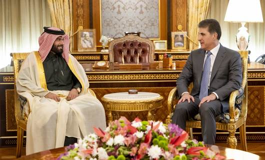 نيجيرفان بارزاني رئيس إقليم كوردستان مع سلطان بن مبارك الكبيسي سفير دولة قطر الجديد لدى العراق