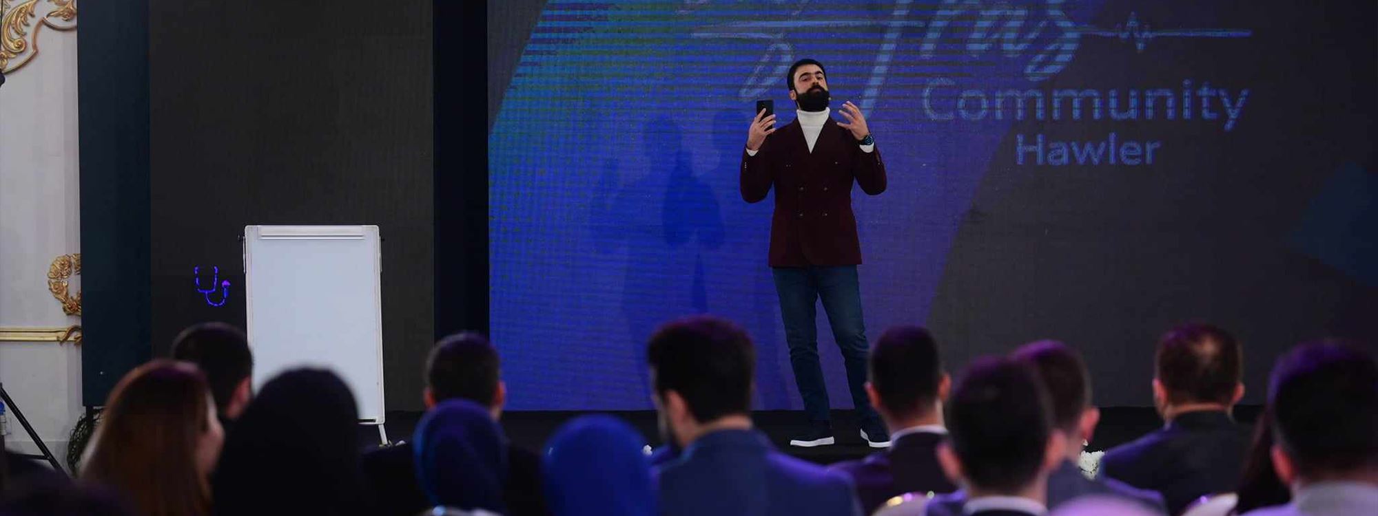 صور.. ملتقى "مجتمع الدكتور آراس" في أربيل