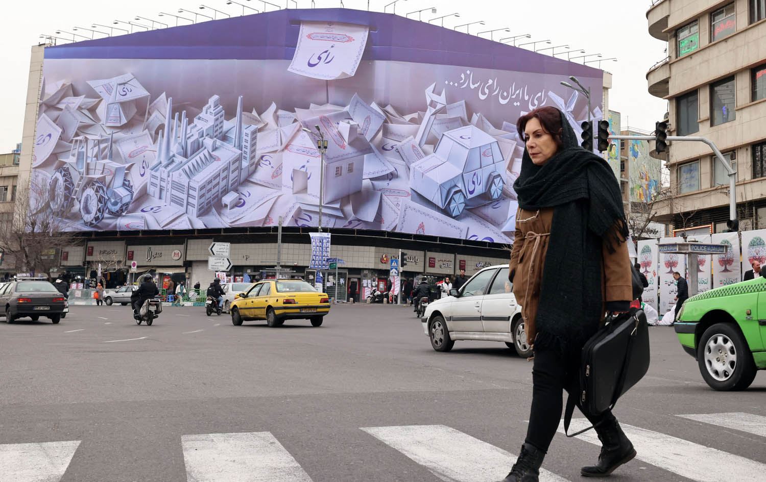 رۆژی هەڵبژاردنە لە ئێران و زیاتر لە 61 ملیۆن کەس مافی دەنگدانیان هەیە