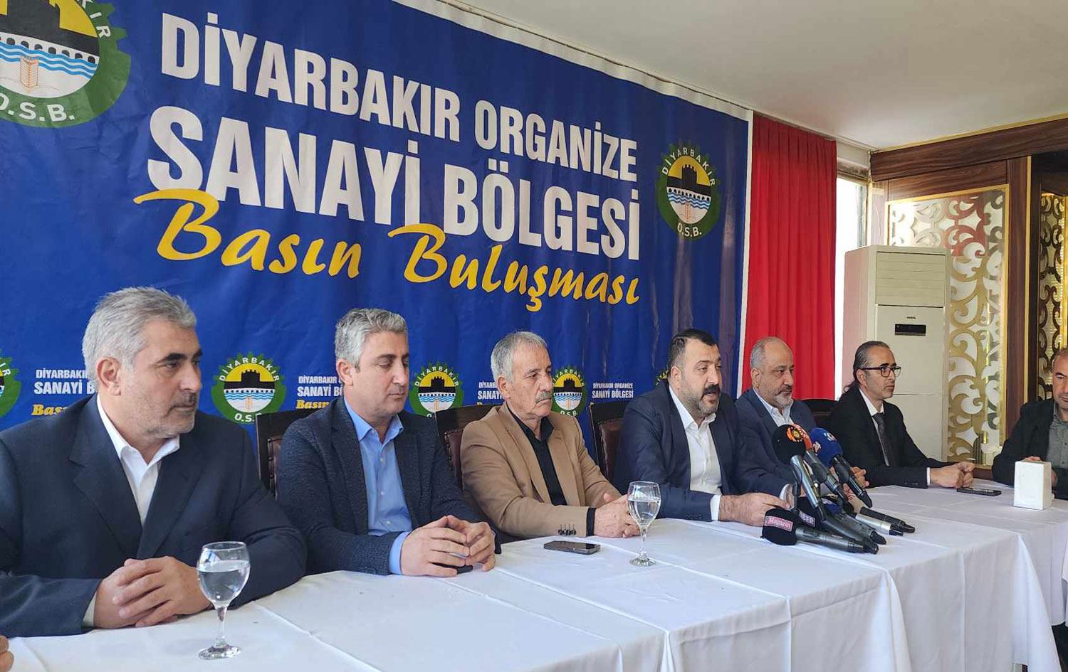 Diyarbakır Organize Sanayi Bölgesi Yönetim Kurulu, kahvaltılı basın toplantısı ile basın mensuplarıyla bir araya geldi