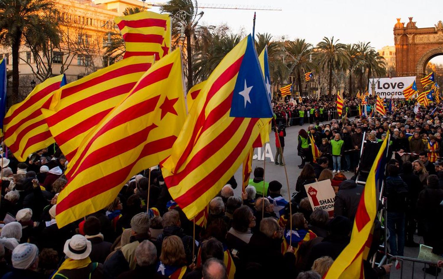 Katalonya'da yapılan bağımsızlık referandumundan kare - dpa