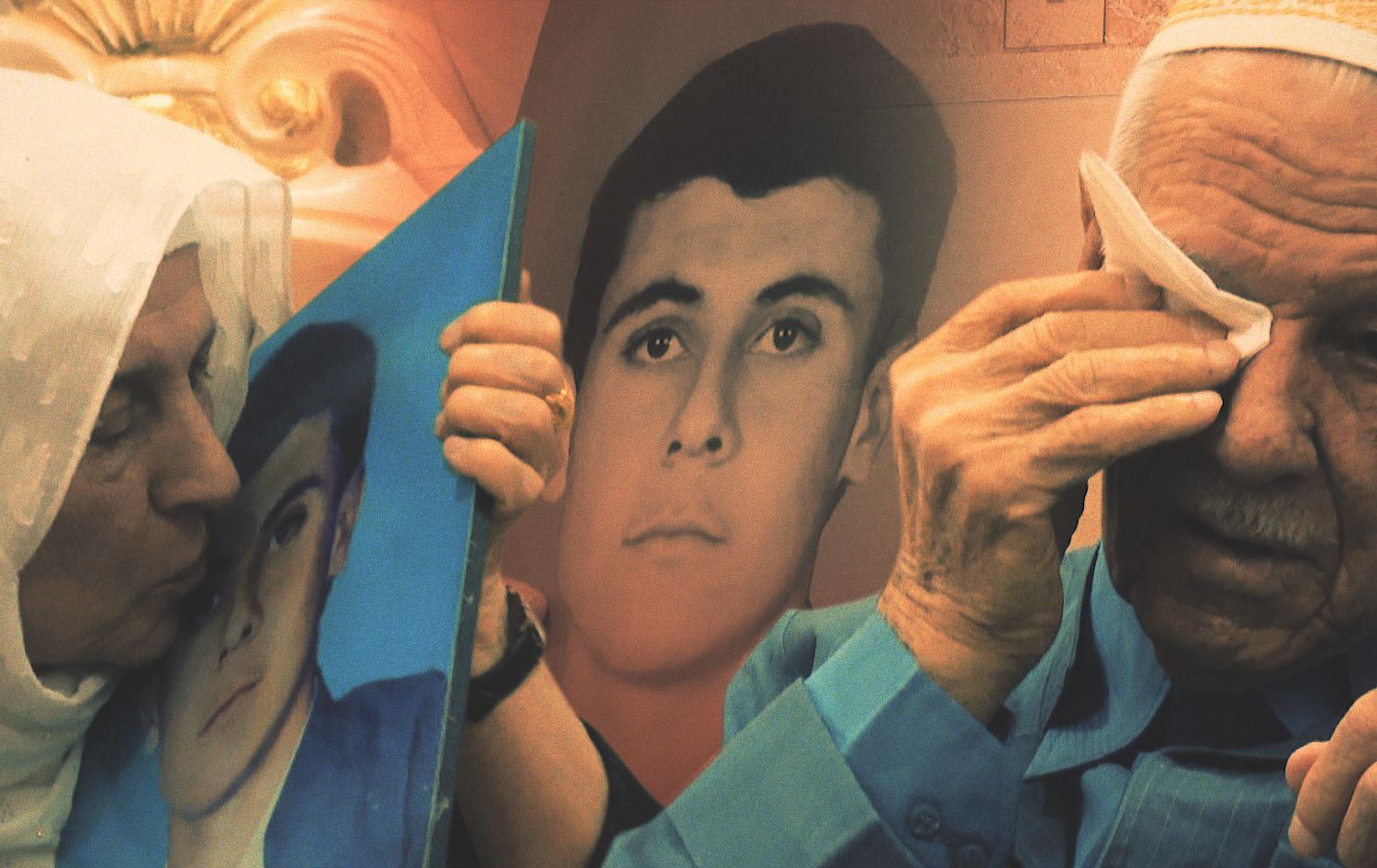 Şehîdekî Raperînê Şehîd Piştîwan, dê û bavê wî / Wêne: Rûdaw Grafîk