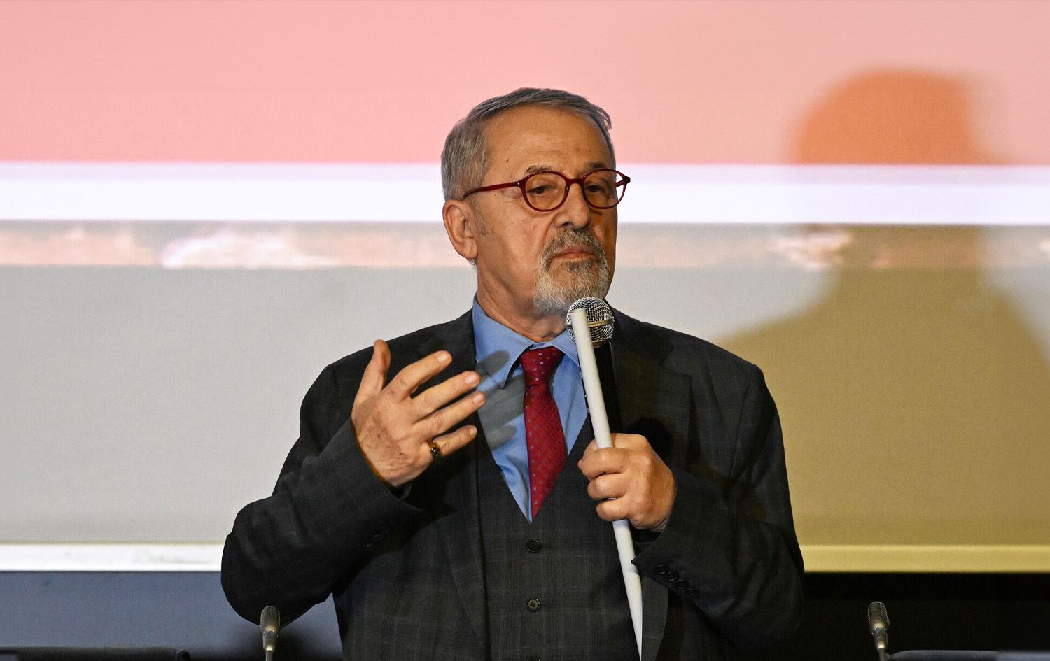 Naci Görür'den Aydın ve Manisa fay hattı uyarısı:... | Rudaw.net