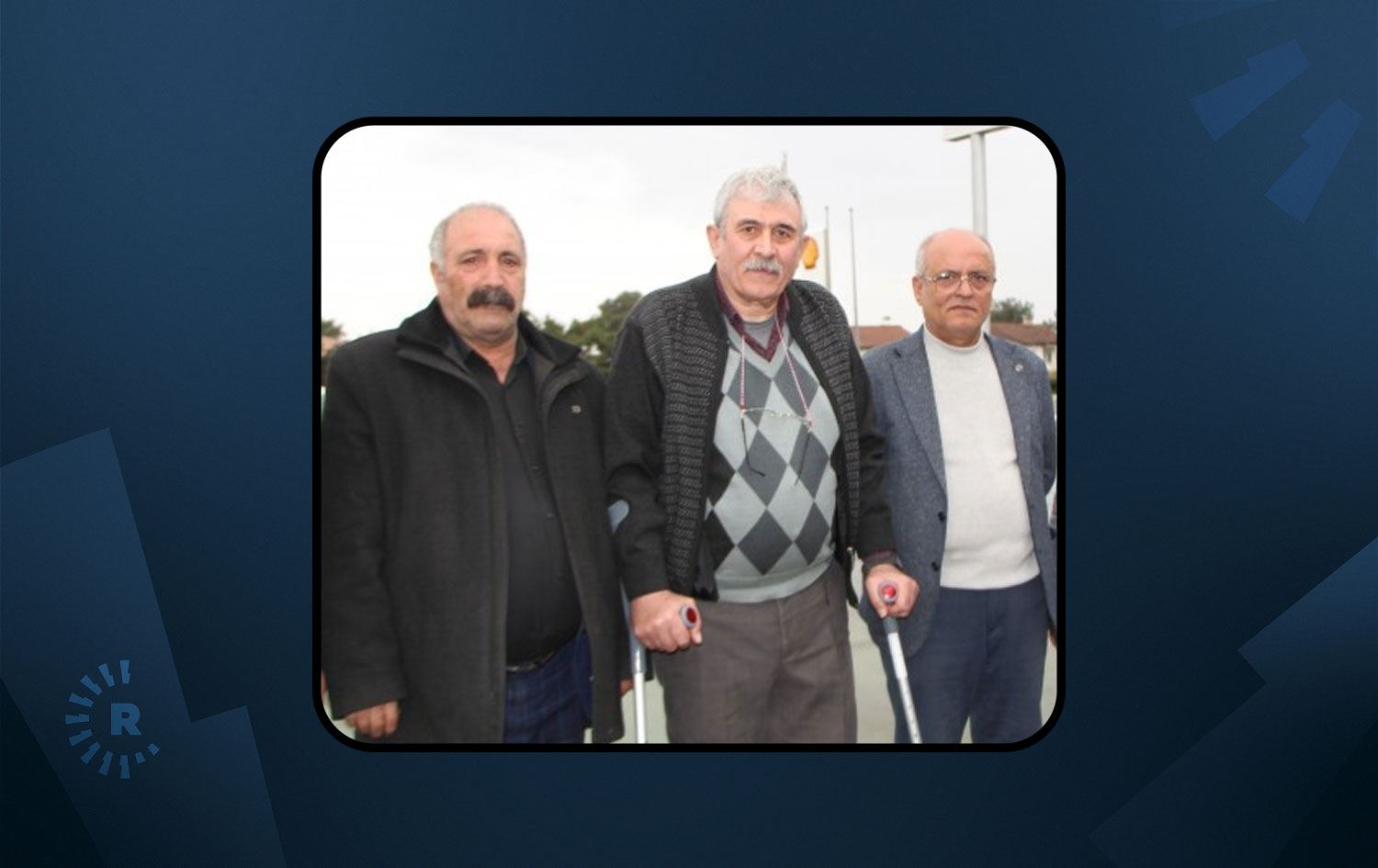 30 yıl sonra tahliye olan Halil Şek (ortadaki)