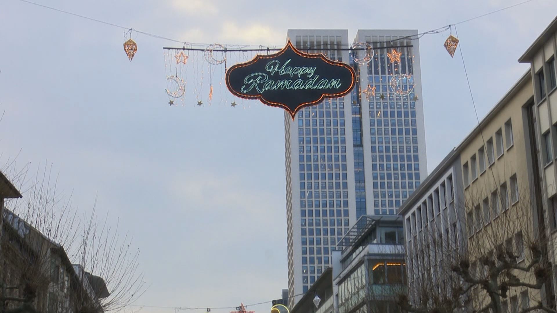 Germany lights first-ever Ramadan lights in Frankfurt