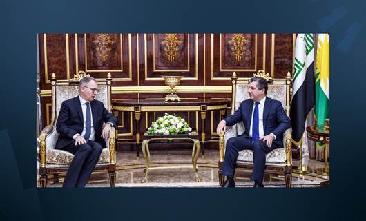 رئيس حكومة إقليم كوردستان مسرور بارزاني والسفير الإيطالي لدى العراق ماوريتزيو غريغانتي