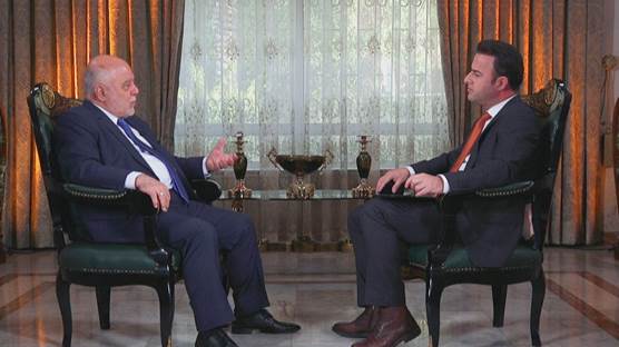 Irak eski Başbakanı Haydar Abadi (solda) Rûdaw'a konuk oldu.